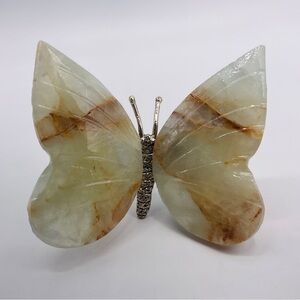 Carved Stone Butterfly Sculpture Resting Agate Gemstone Rock Joias do Rio Brazil